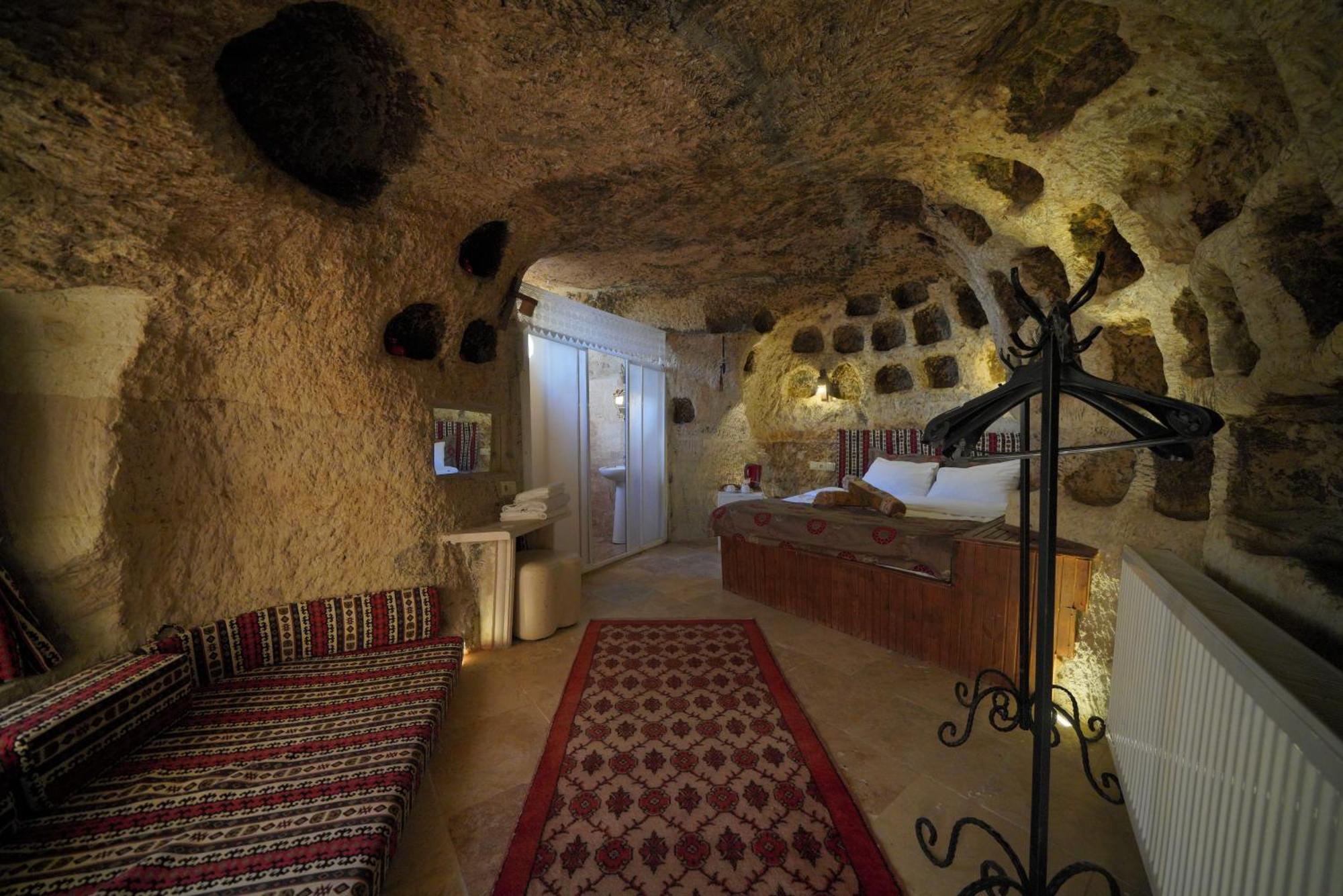 Turan Cappadocia Cave Hotel Гьореме Екстериор снимка